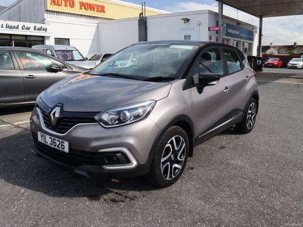 Renault Captur SUV, Petrol, 2017, Grey