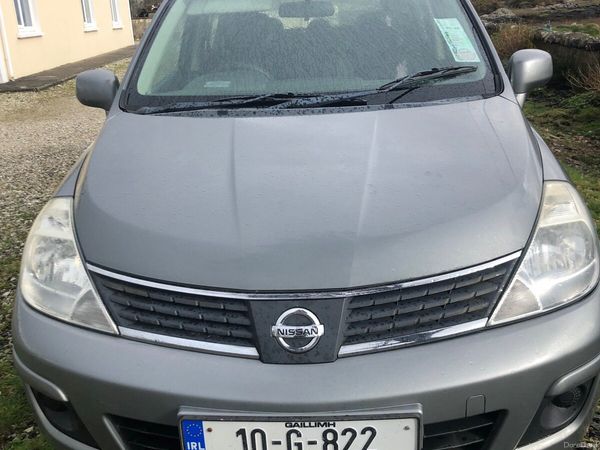 Nissan Tiida Hatchback, Diesel, 2010, Grey