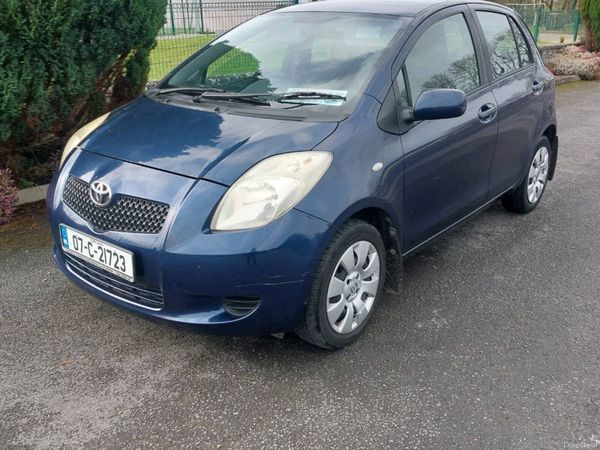 Toyota Yaris Hatchback, Petrol, 2007, Blue