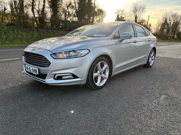 Ford Mondeo Hatchback, Diesel, 2016, Silver