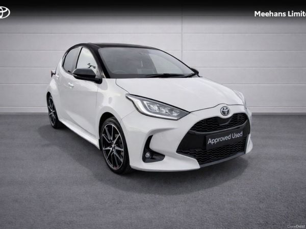 Toyota Yaris Hatchback, Petrol Hybrid, 2023, Grey