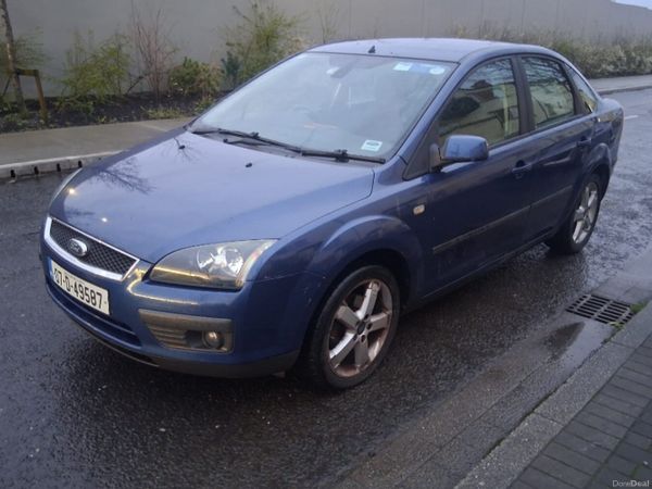 Ford Focus Saloon, Petrol, 2007, Blue