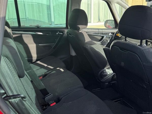 Citroen C4 Picasso MPV, Diesel, 2013, Red