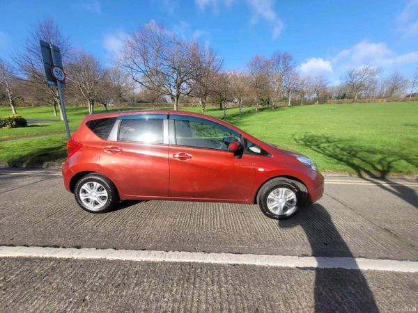Nissan Note MPV, Petrol, 2013, Red