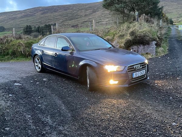 Audi A4 Saloon, Diesel, 2015, Blue