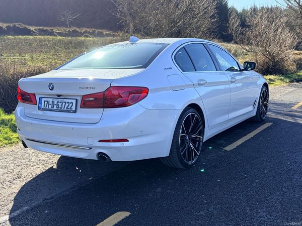 BMW 5-Series Saloon, Petrol Plug-in Hybrid, 2017, White