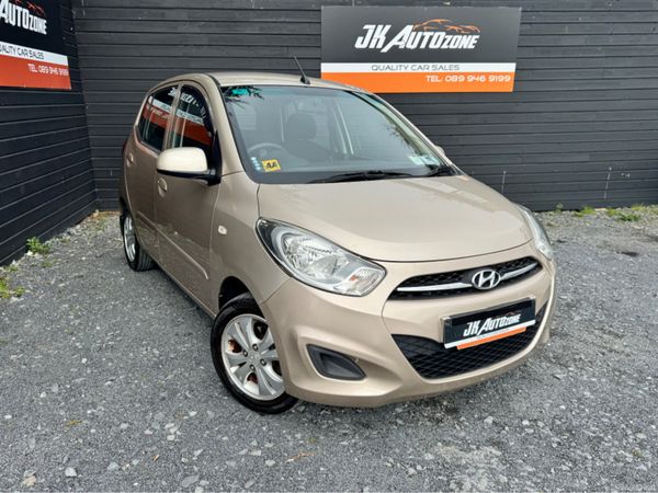 Hyundai i10 MPV, Petrol, 2011, Gold