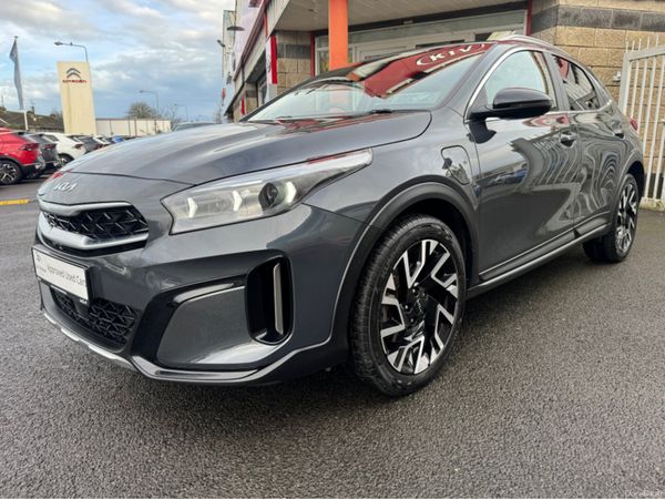 Kia XCeed Hatchback, Petrol Plug-in Hybrid, 2023, Grey
