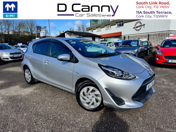 Toyota Aqua Hatchback, Petrol Hybrid, 2018, Silver