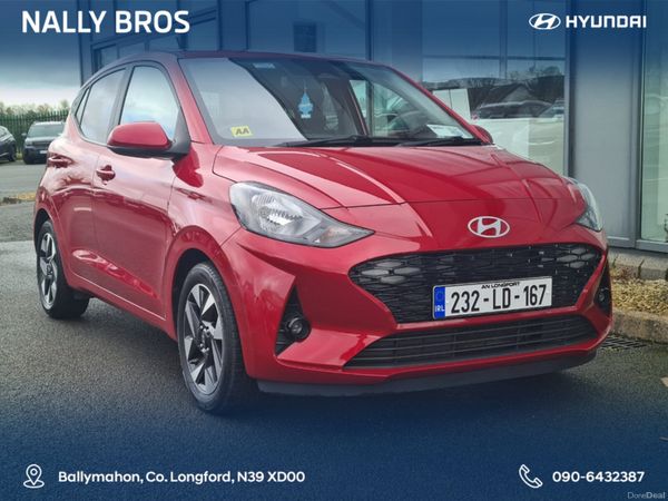 Hyundai i10 Hatchback, Petrol, 2023, Red