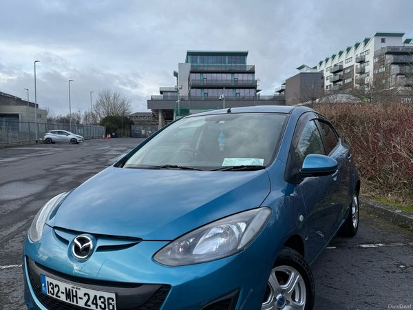 Mazda Demio MPV, Petrol, 2013, Blue