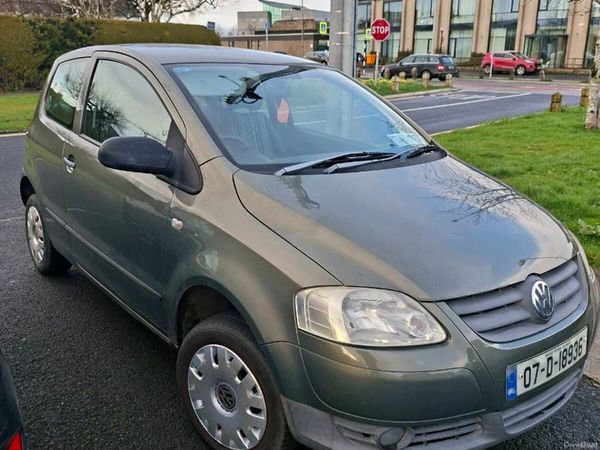 Volkswagen Fox Hatchback, Petrol, 2007, Green