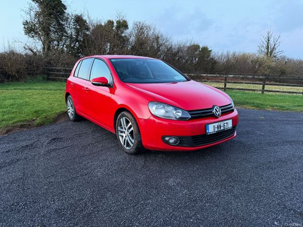 Volkswagen Golf Hatchback, Diesel, 2011, Red