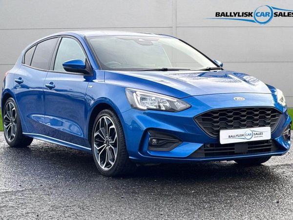 Ford Focus Hatchback, Petrol, 2020, Blue
