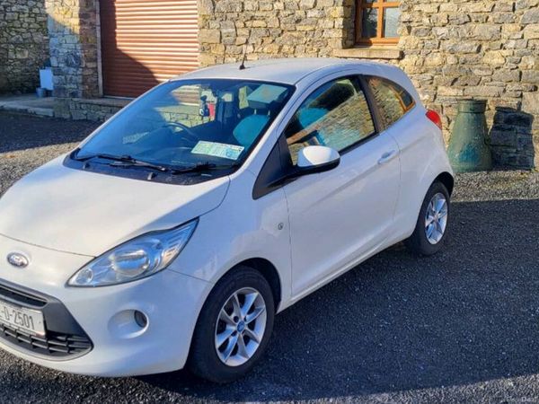 Ford KA Hatchback, Petrol, 2013, White