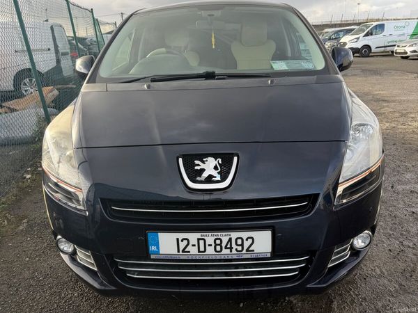 Peugeot 5008 MPV, Diesel, 2012, Blue
