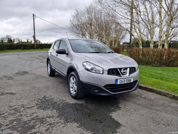 Nissan Qashqai Hatchback, Petrol, 2013, Silver