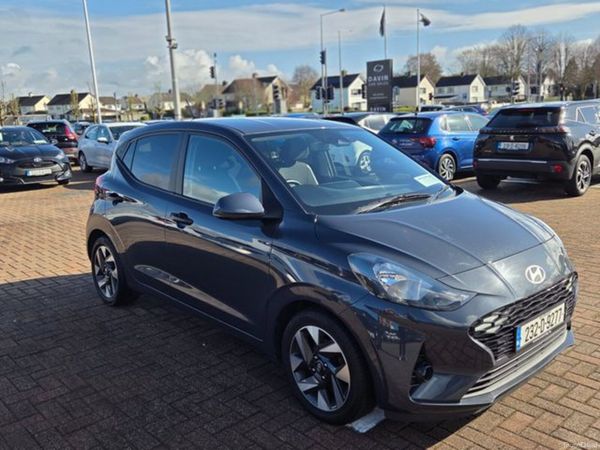 Hyundai i10 Hatchback, Petrol, 2023, Grey