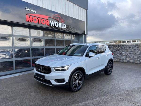Volvo XC40 SUV, Petrol Plug-in Hybrid, 2022, Silver