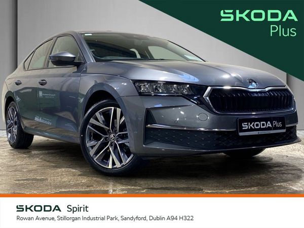 Skoda Octavia Saloon, Diesel, 2024, Grey