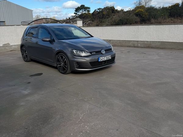 Volkswagen Golf Hatchback, Diesel, 2014, Grey