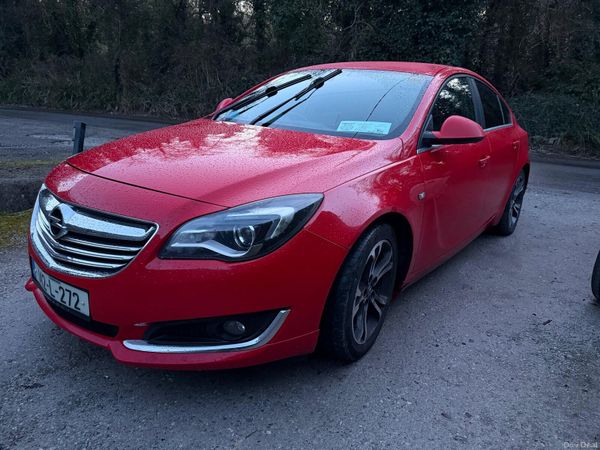 Opel Insignia MPV, Diesel, 2014, Red