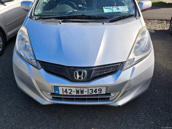 Honda Jazz Hatchback, Petrol, 2014, Silver