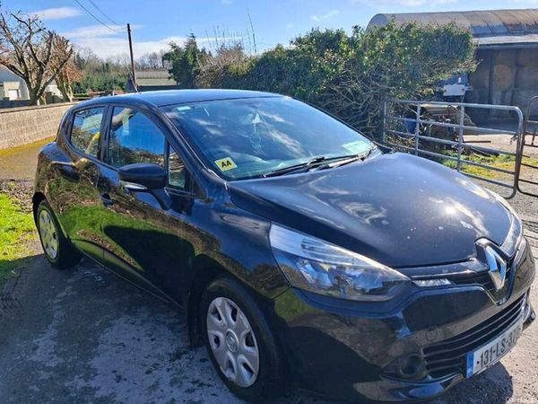 Renault Clio Hatchback, Petrol, 2013, Black