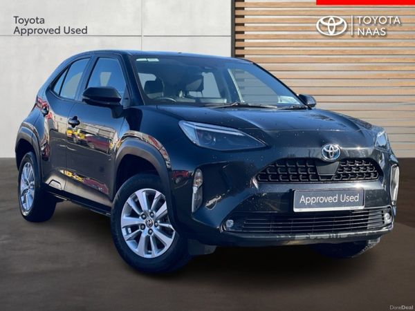 Toyota Yaris Cross Hatchback, Petrol Hybrid, 2023, Black