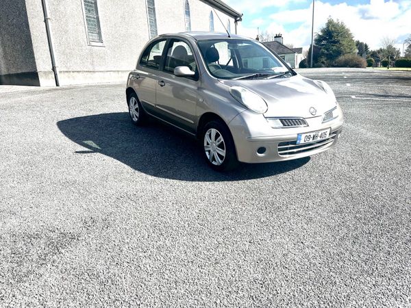 Nissan Micra Hatchback, Petrol, 2009, Gold