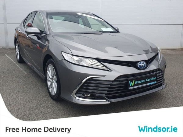 Toyota Camry Saloon, Petrol Hybrid, 2021, Grey