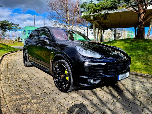 Porsche Cayenne SUV, Petrol, 2017, Black