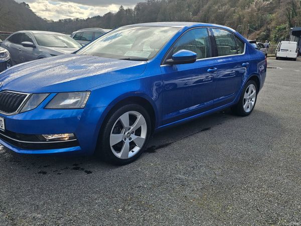 Skoda Octavia Saloon, Petrol, 2019, Blue