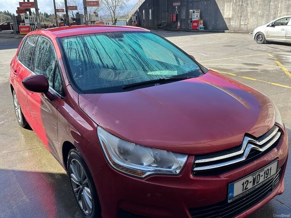 Citroen C4 Hatchback, Diesel, 2012, Red