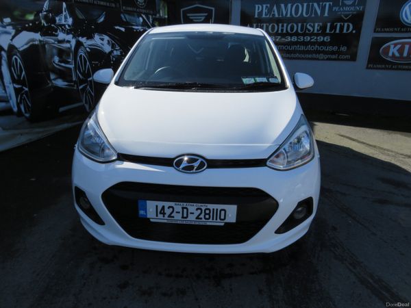 Hyundai i10 Hatchback, Petrol, 2014, White