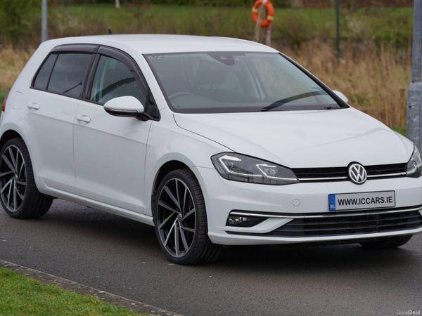Volkswagen Golf Hatchback, Petrol, 2018, White