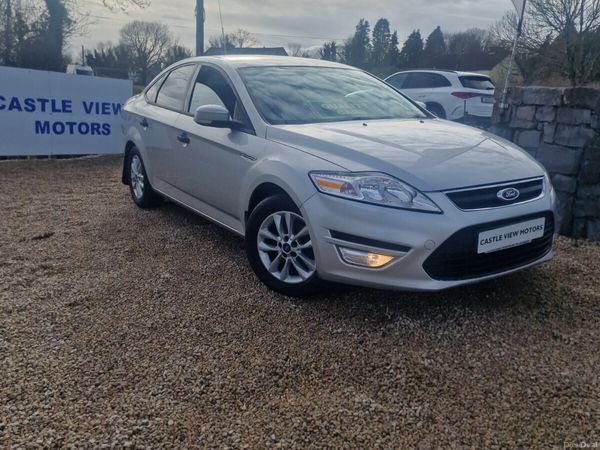 Ford Mondeo Saloon, Diesel, 2014, Silver