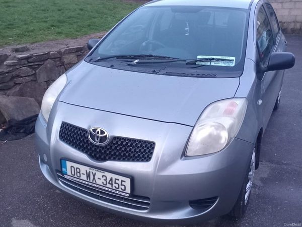 Toyota Yaris Hatchback, Petrol, 2008, Silver