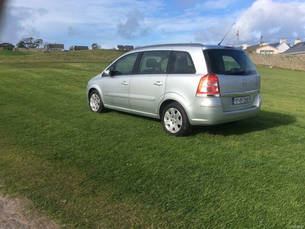 Opel Zafira MPV, Petrol, 2007, Silver