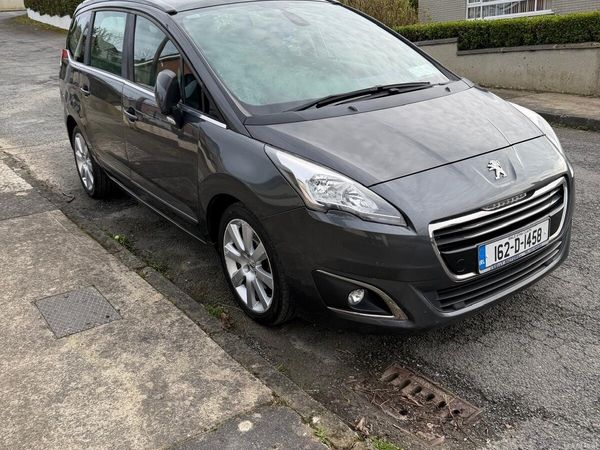 Peugeot 5008 MPV, Diesel, 2016, Grey