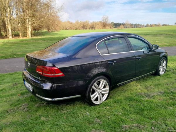 Volkswagen Passat Saloon, Diesel, 2011, Black