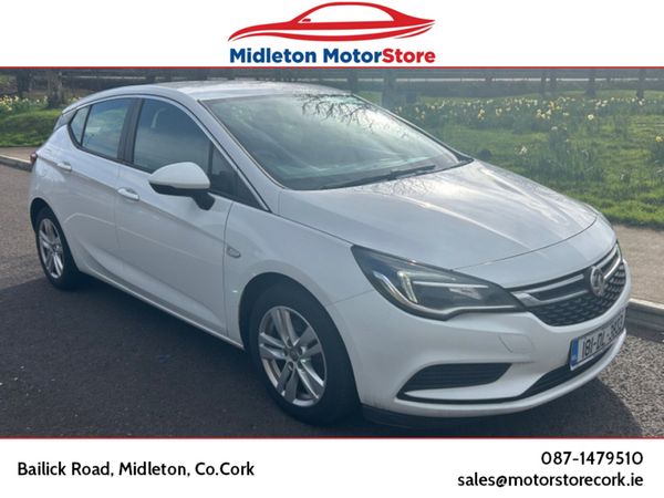 Opel Astra Hatchback, Diesel, 2018, White