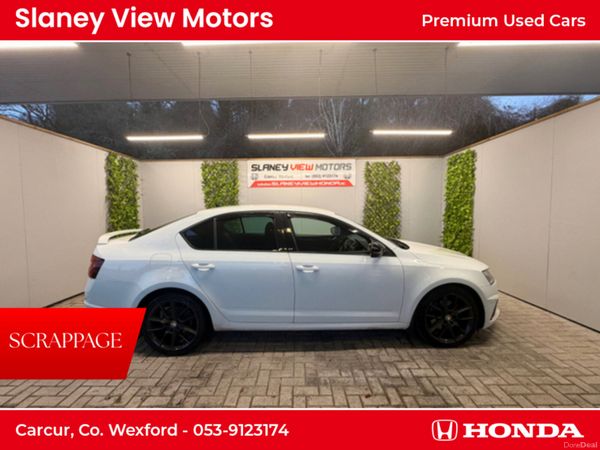 Skoda Octavia Hatchback, Diesel, 2018, White