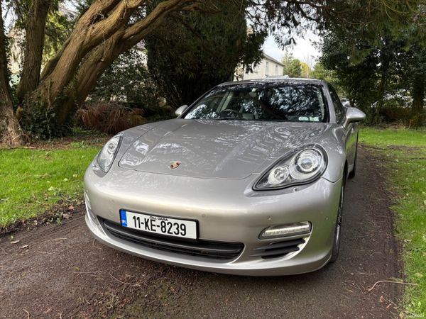 Porsche Panamera Hatchback, Diesel, 2011, Silver