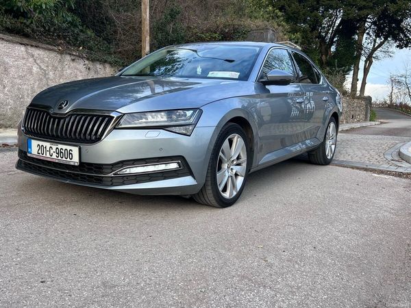 Skoda Superb Hatchback, Diesel, 2020, Grey