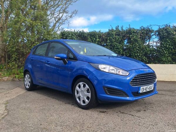 Ford Fiesta Hatchback, Petrol, 2013, Blue