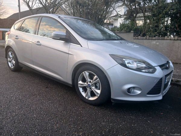 Ford Focus Hatchback, Diesel, 2012, Silver