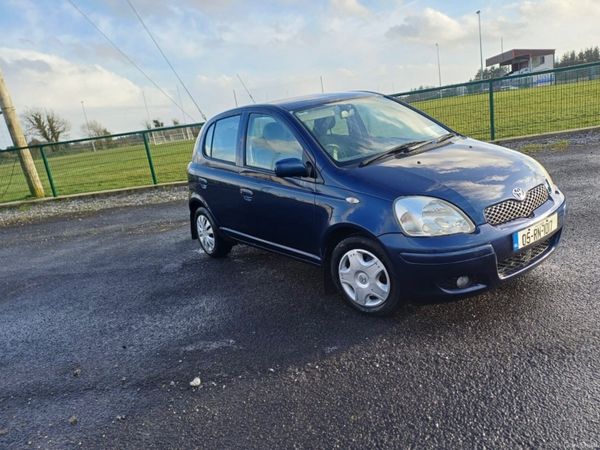 Toyota Yaris Hatchback, Petrol, 2005, Blue