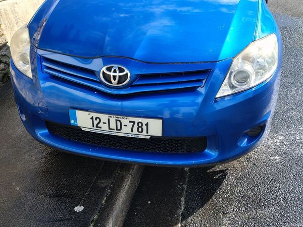 Toyota Auris Hatchback, Petrol, 2012, Blue