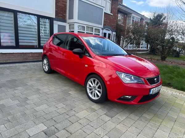 SEAT Ibiza MPV, Petrol, 2016, Red